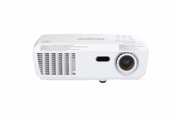 Videoproiettore-Panasonic-PT-LX270E-1
